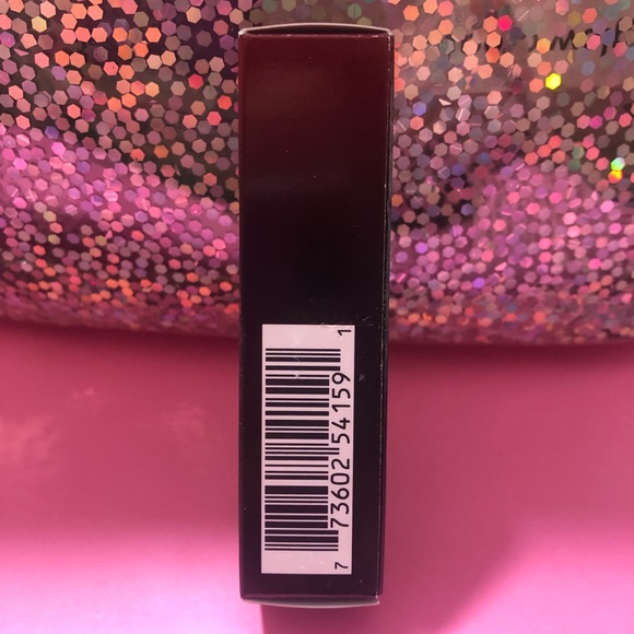BNIB! MAC Love Me Lipstick 💄 in E For Effortless 423 - Picture 5 of 7